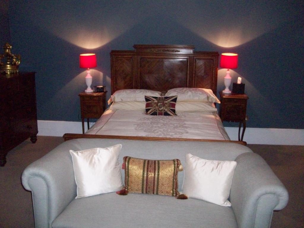 The Bradley Hotel Cheltenham Room photo